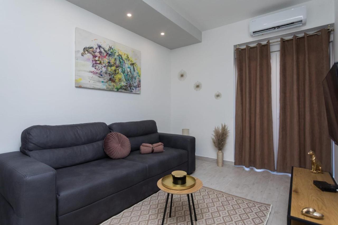 Bloom Apartment Split Extérieur photo