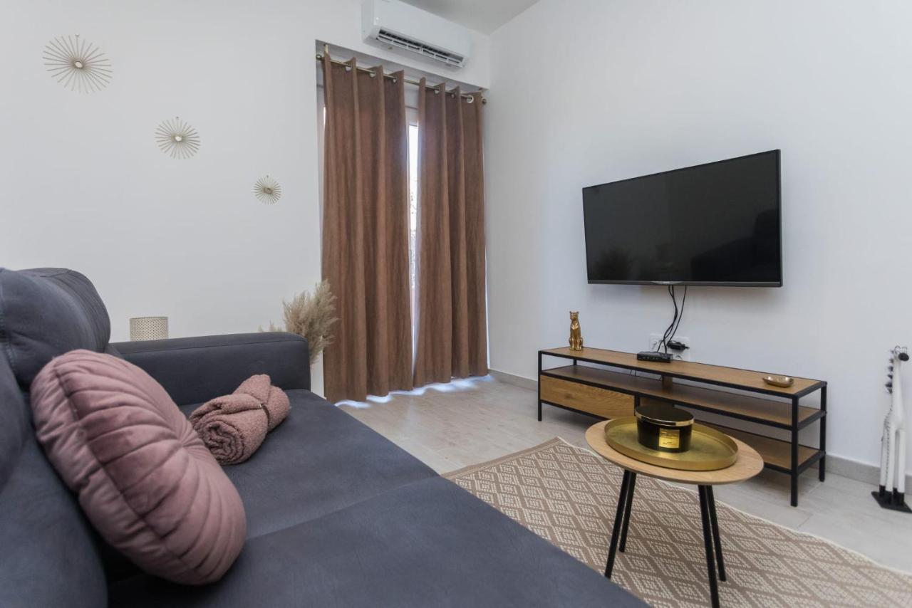 Bloom Apartment Split Extérieur photo