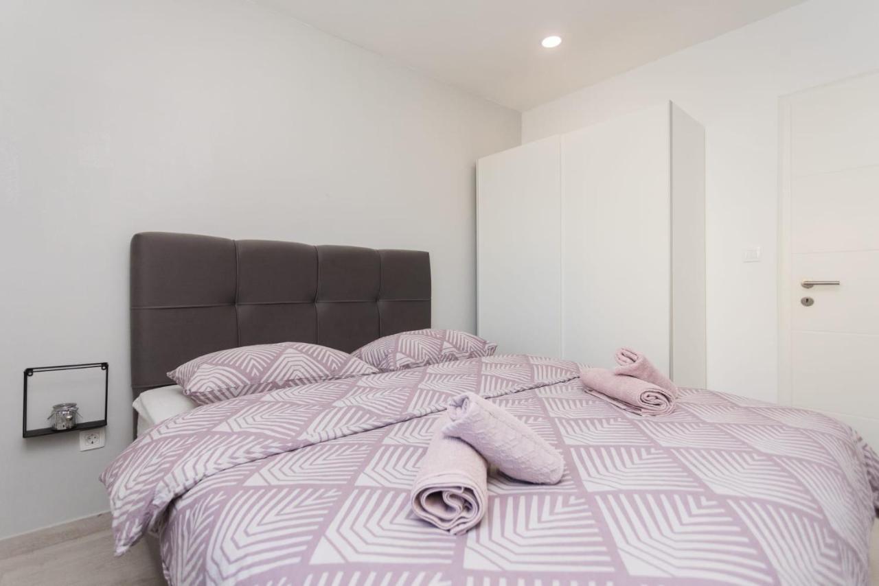 Bloom Apartment Split Extérieur photo