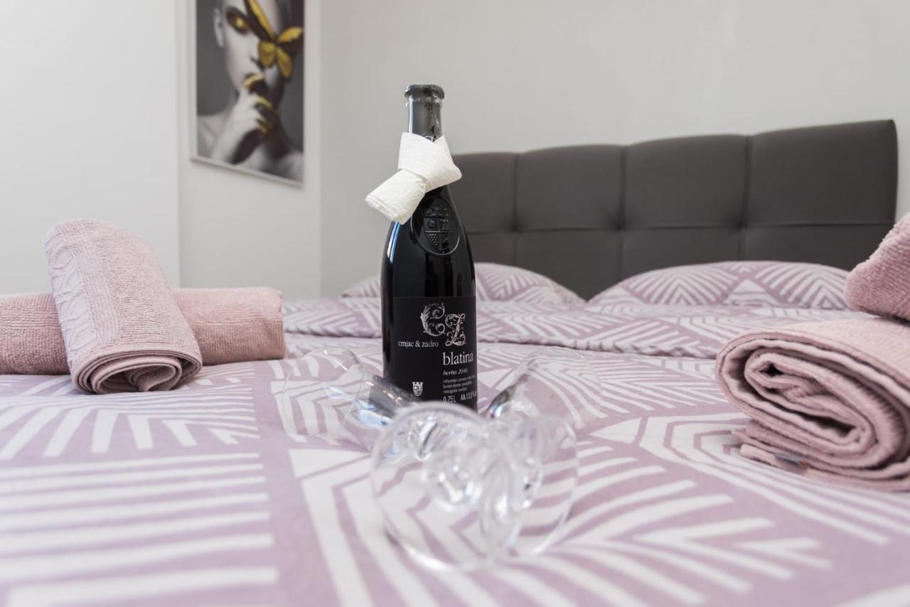 Bloom Apartment Split Extérieur photo